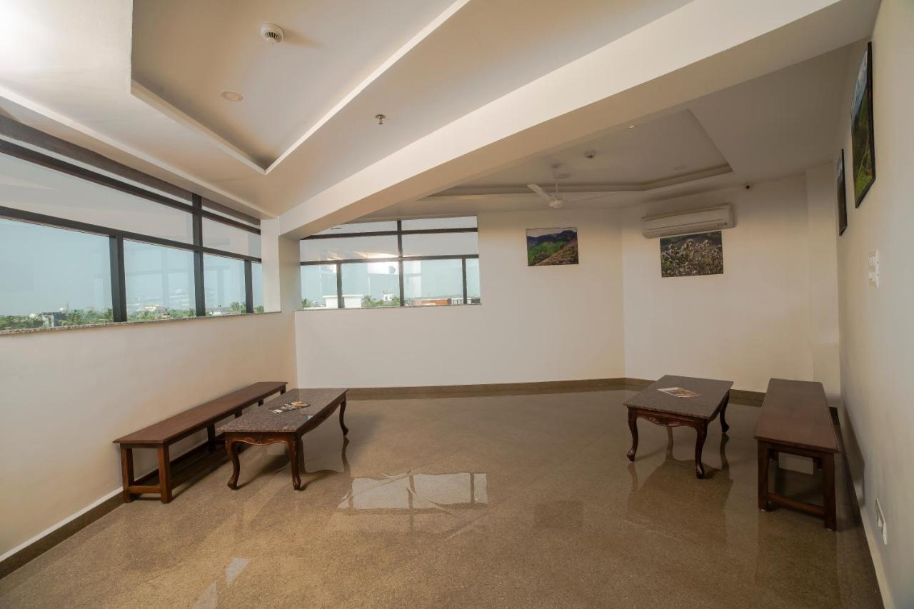 Hotel Guruvayur Darshan Exterior photo